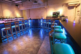 池袋ガールズバー ポップスター [東京 夜遊びマップ]