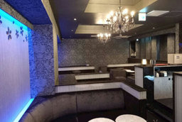 新宿キャバクラ アール [東京 夜遊びマップ]